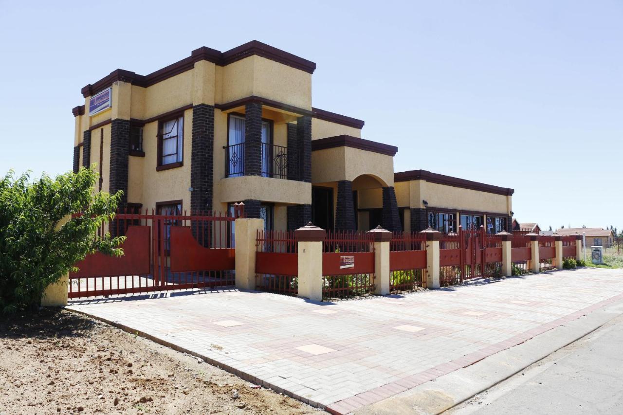 Baobab Tree Guest House Bloemfontein Exterior photo